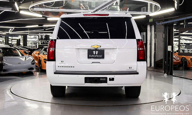 Chevrolet Suburban 5...