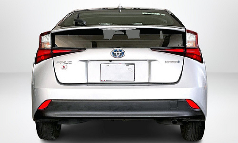 Toyota Prius 2020...
