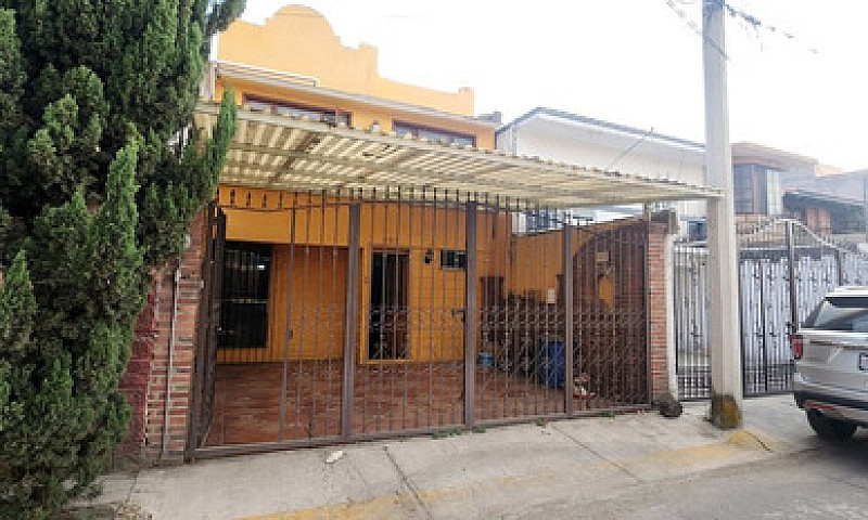 Casa De 3 Pisos Con ...