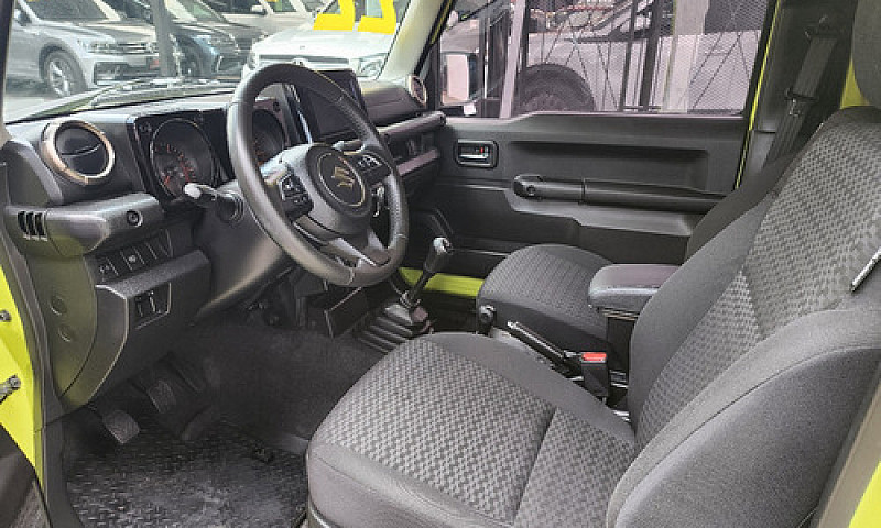 Suzuki  Jimny  2022...