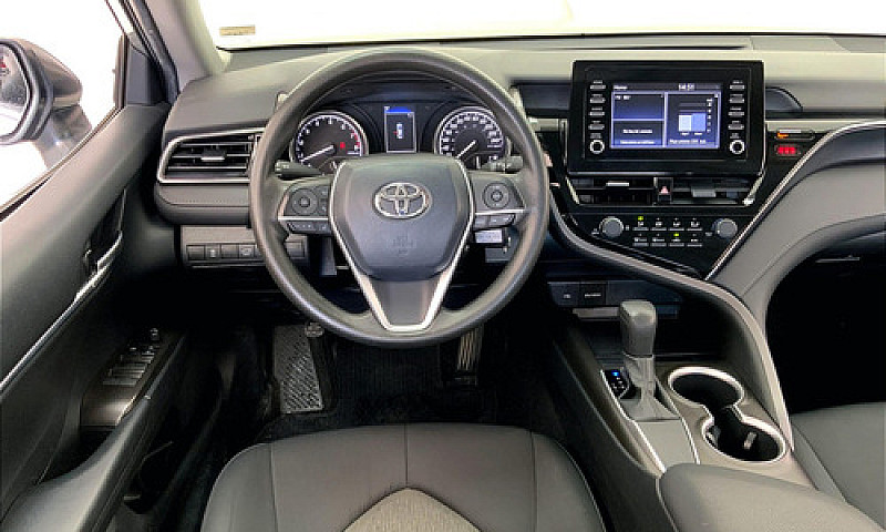 Toyota Camry 2021...