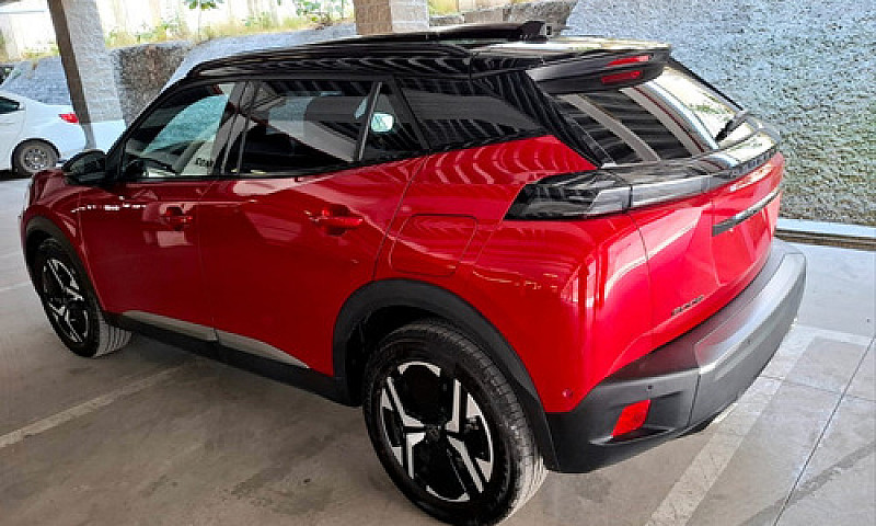 Peugeot 2008 1.2T Pu...
