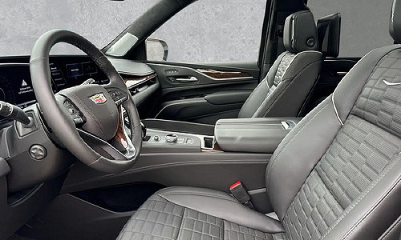 Cadillac Escalade 6....