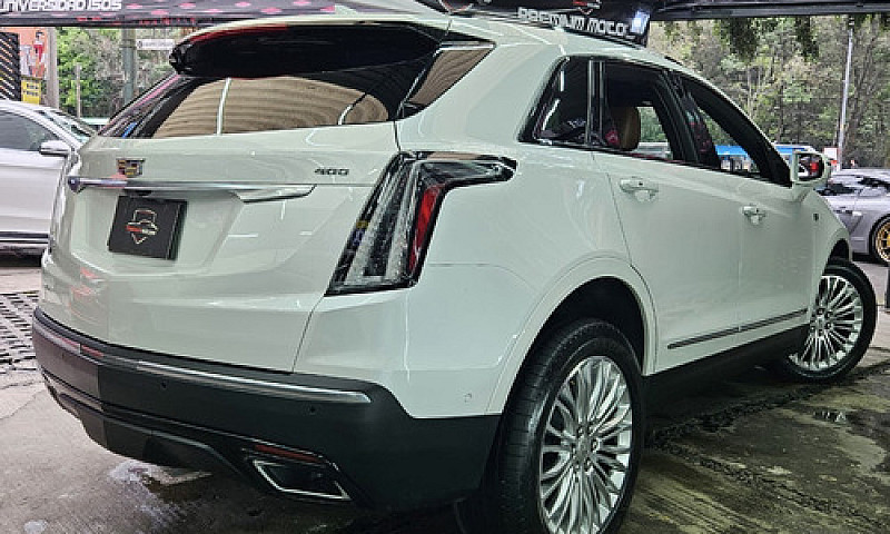 Cadillac Xt5 2020...