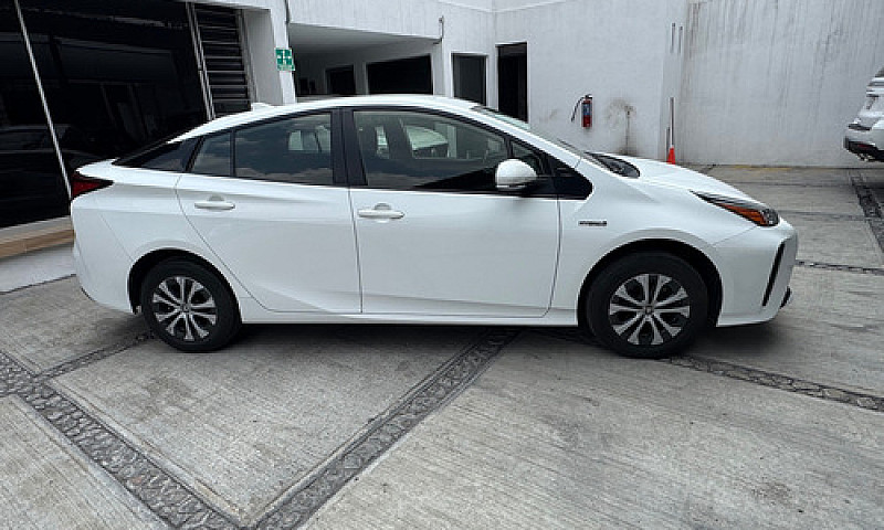 Toyota Prius 1.8 Bas...