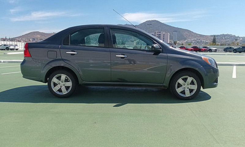 Chevrolet Aveo 2015...