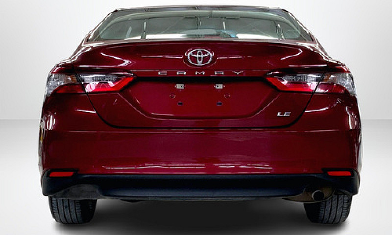 Toyota Camry 2021...