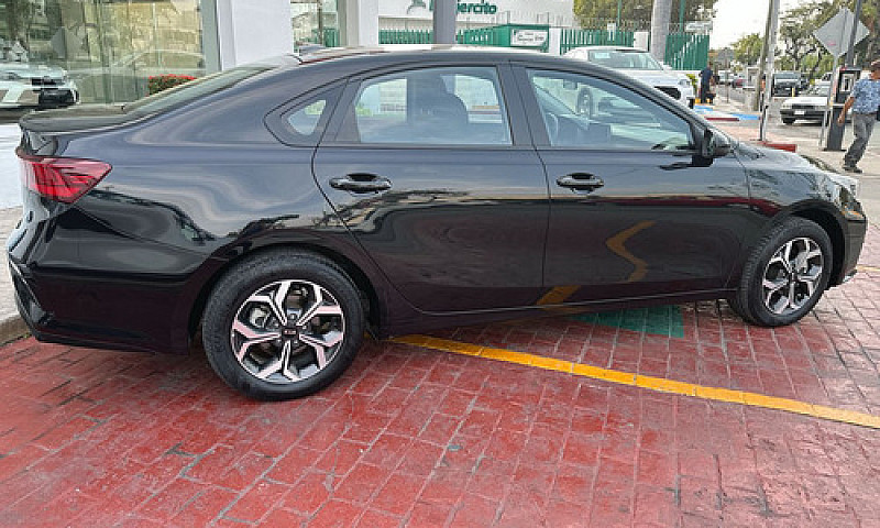 Kia Forte 2020...