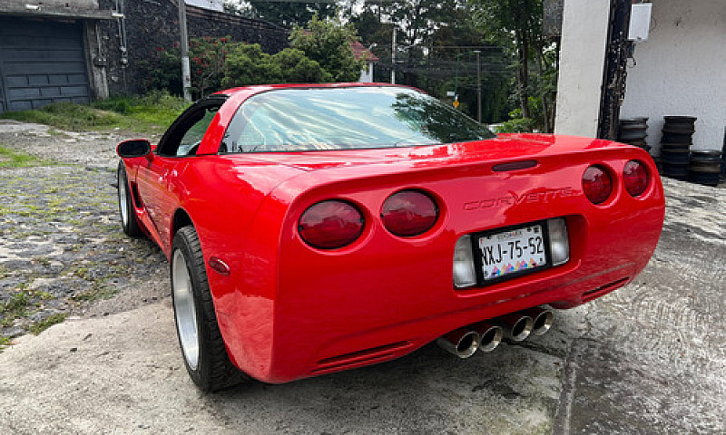 Chevrolet Corvette 5...
