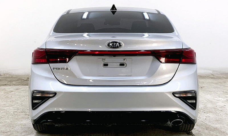 Kia Forte 2020...