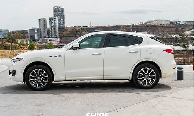 Maserati Levante 201...