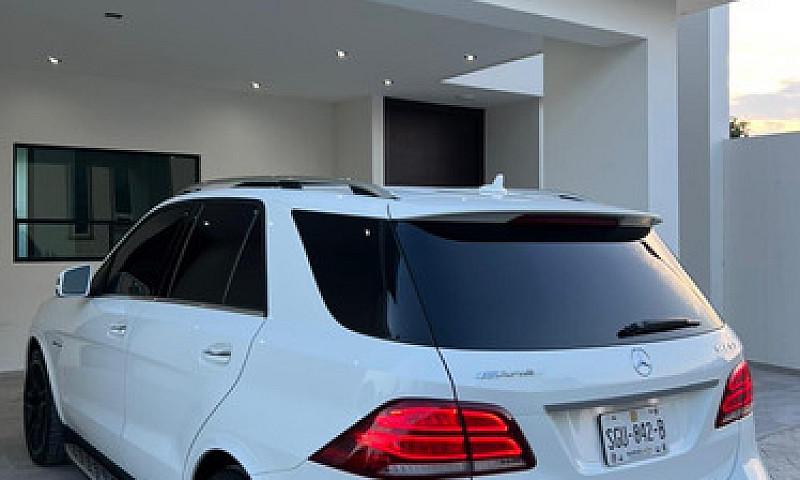 Mercedes-Benz Clase ...