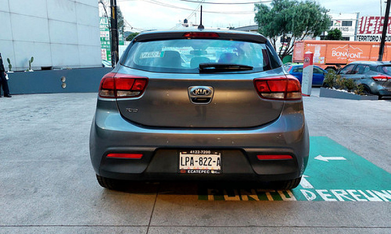 Kia Rio 2018 1.6 Hb ...