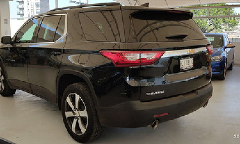 Chevrolet Traverse 2...