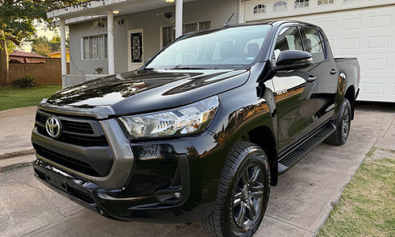 Toyota Hilux 2.7 Cab...