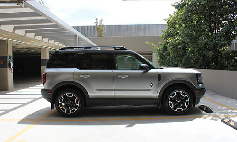 Ford Bronco Sport 1....