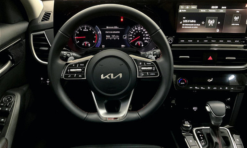 Kia Seltos 2023...