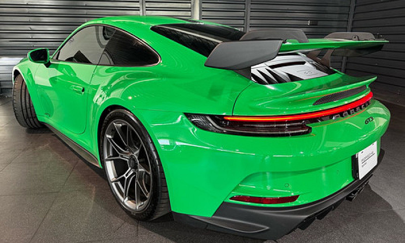 Porsche 911 2023...