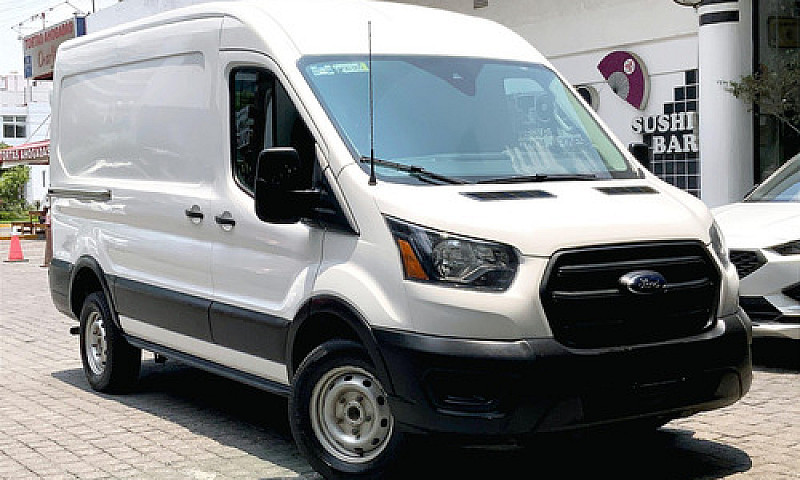 Ford Transit 2020...