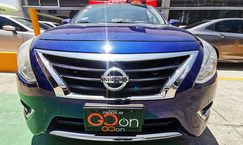 Nissan Versa 2018...