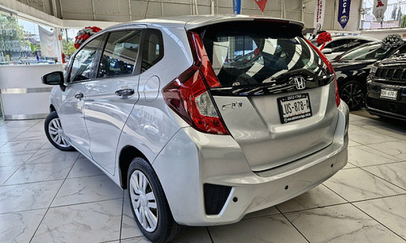 Honda  Fit  2015...