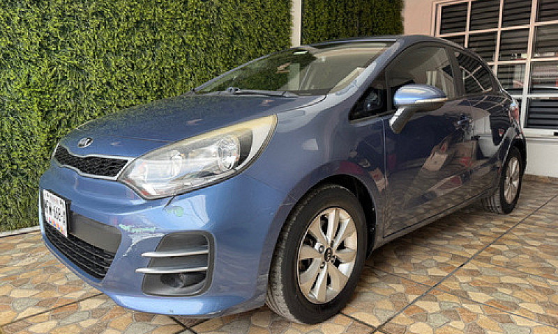 Kia Rio 1.6 Ex Hatch...