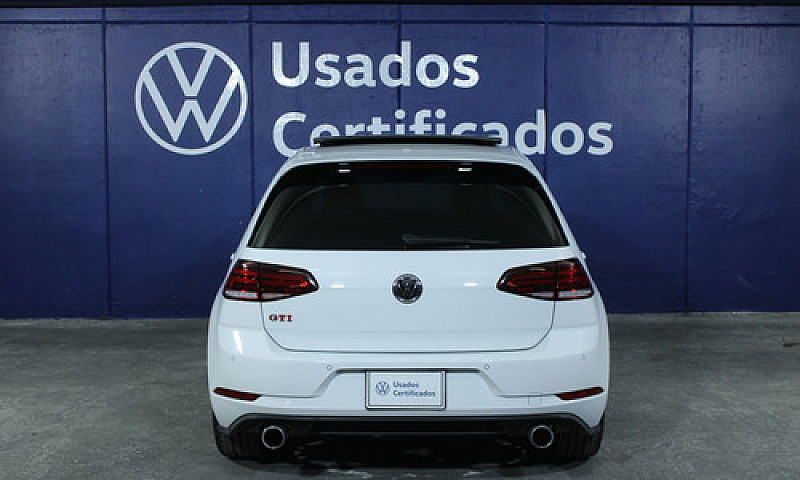 Volkswagen Golf 2021...