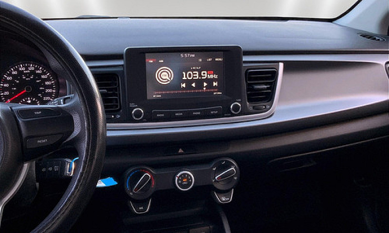 Kia Rio 2020...