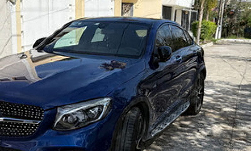 Mercedes Amg Glc 43...
