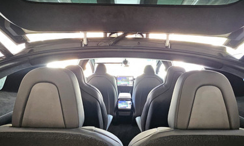 Tesla X 2023 Mayor A...