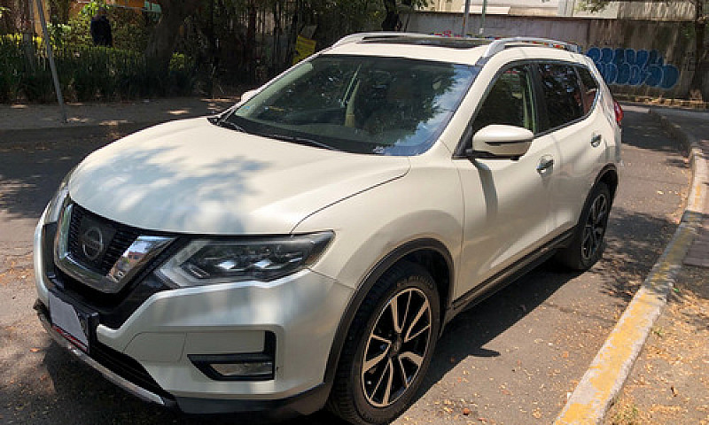 Nissan X-Trail 2.5 E...
