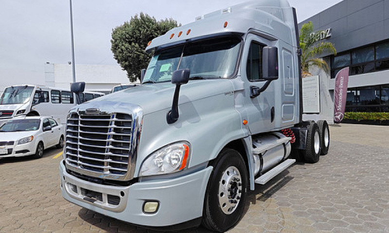 Freightliner Cascadi...