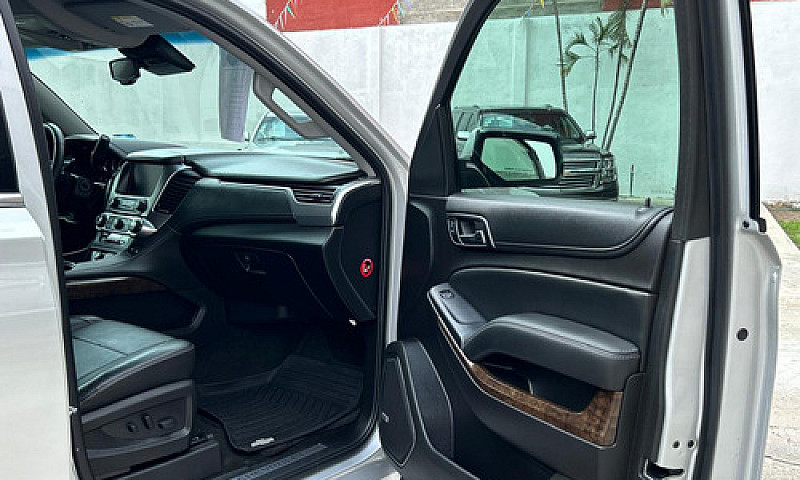 Chevrolet Tahoe 5.4 ...