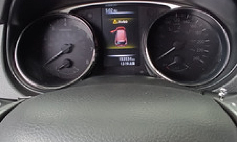Nissan X-Trail 2.5 S...