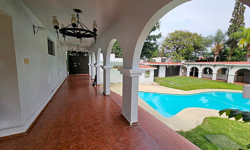 Casa Sola En Venta E...