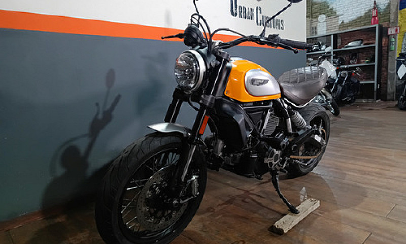 Ducati Scrambler 800...