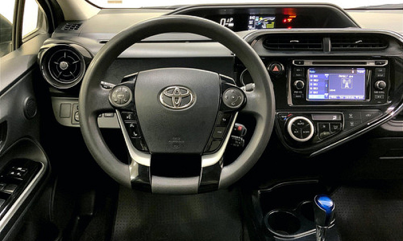 Toyota Prius 2021...