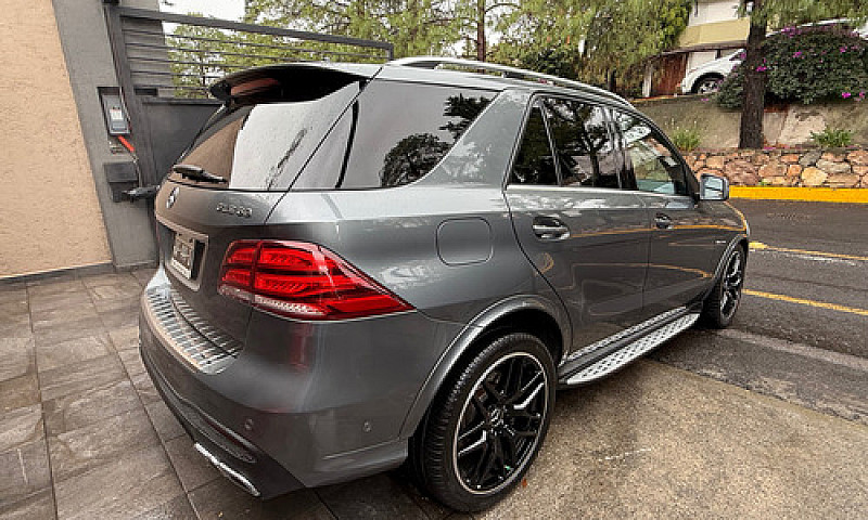 Mercedes-Benz Clase ...