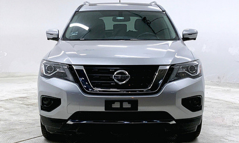 Nissan Pathfinder 20...