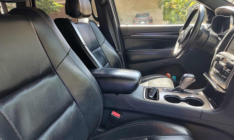 Jeep Grand Cherokee ...