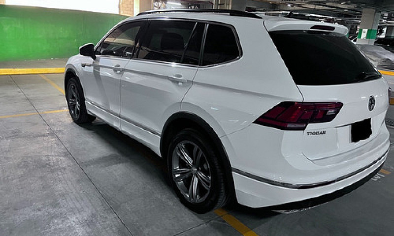 Vw Tiguan R Line...