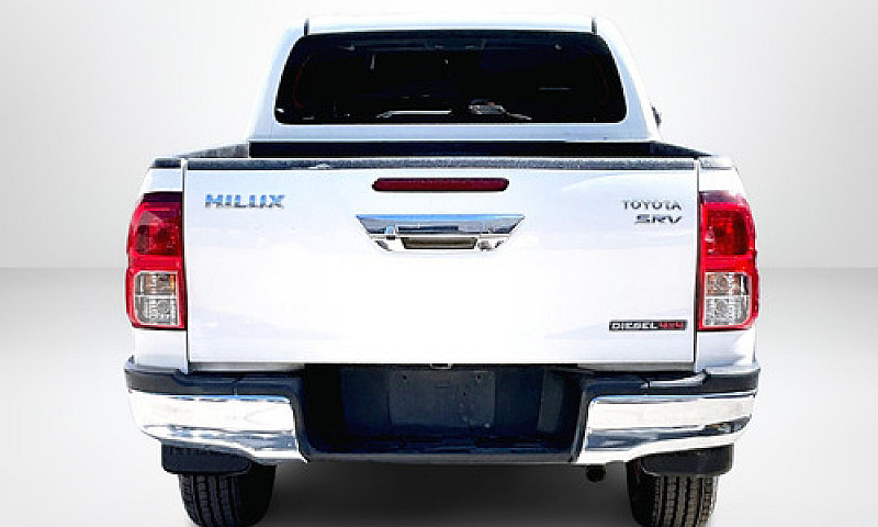 Toyota Hilux 2020...