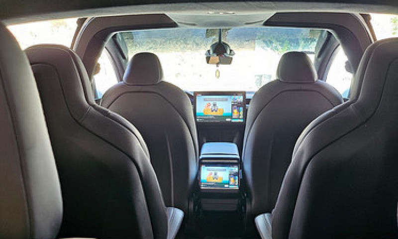 Tesla X 2023 Mayor A...