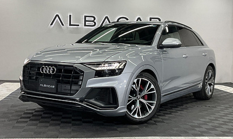 Audi Q8 2021...