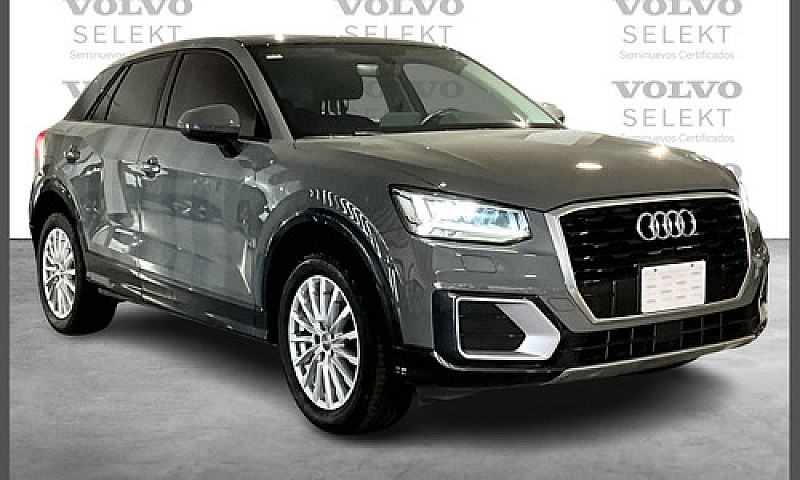 Audi Q2 Select 2020...