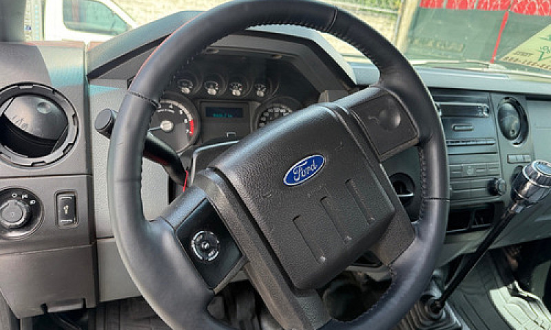 Ford F-350 6.2 Xl Mt...