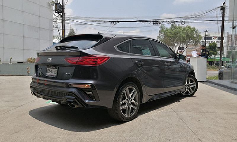 Kia Forte 2020 2.0 H...