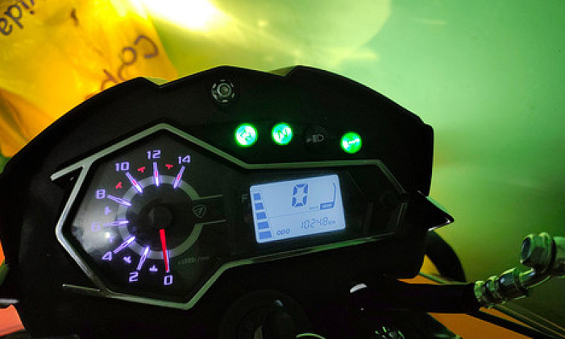 Motocicleta Italika ...