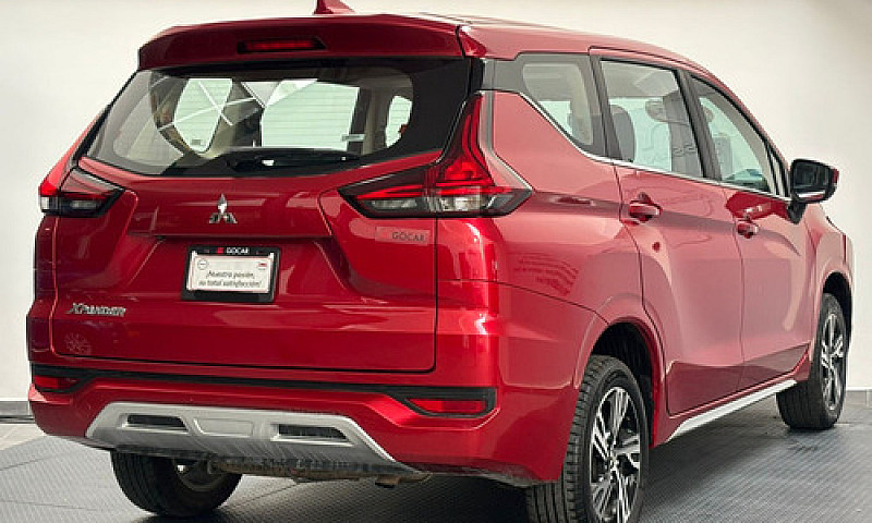 Mitsubishi Xpander 2...