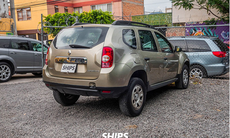 Renault Duster 2016...